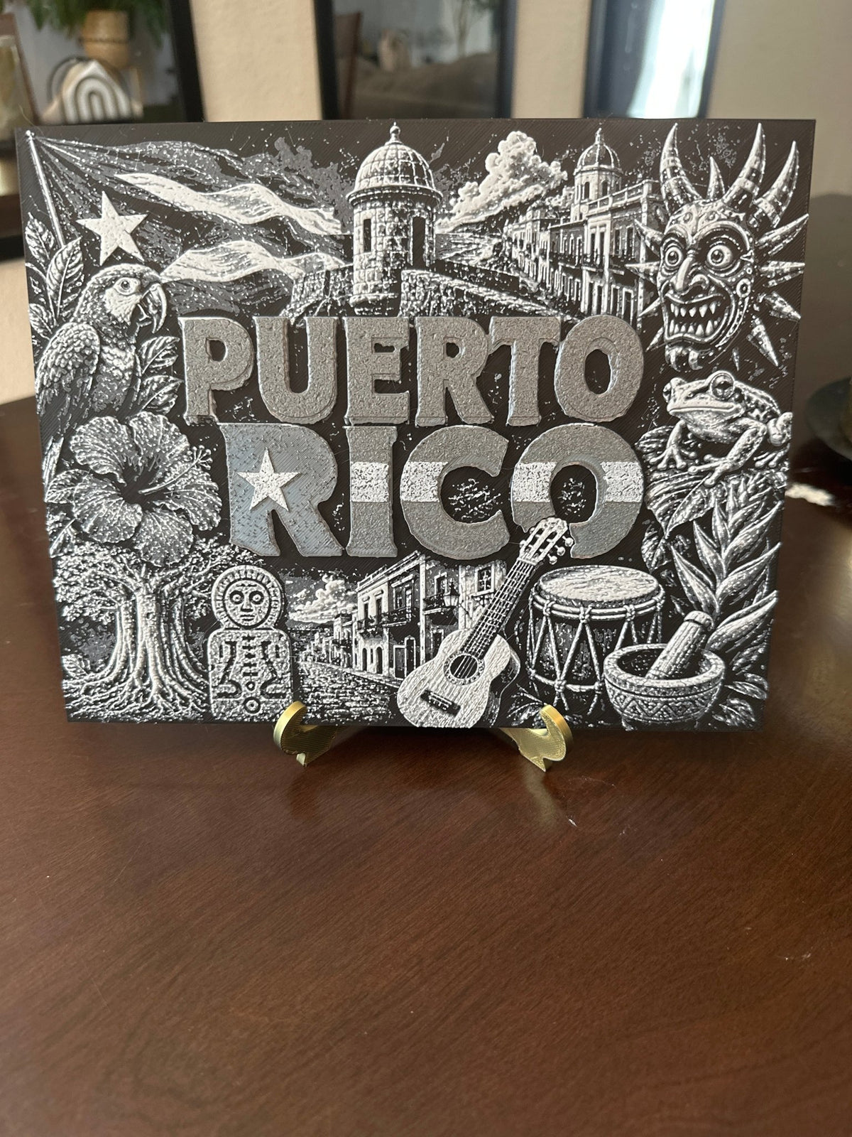 Puerto Rico en Relieve – Arte 3D con Marco y Pedestal - ERDUM DESIGNS